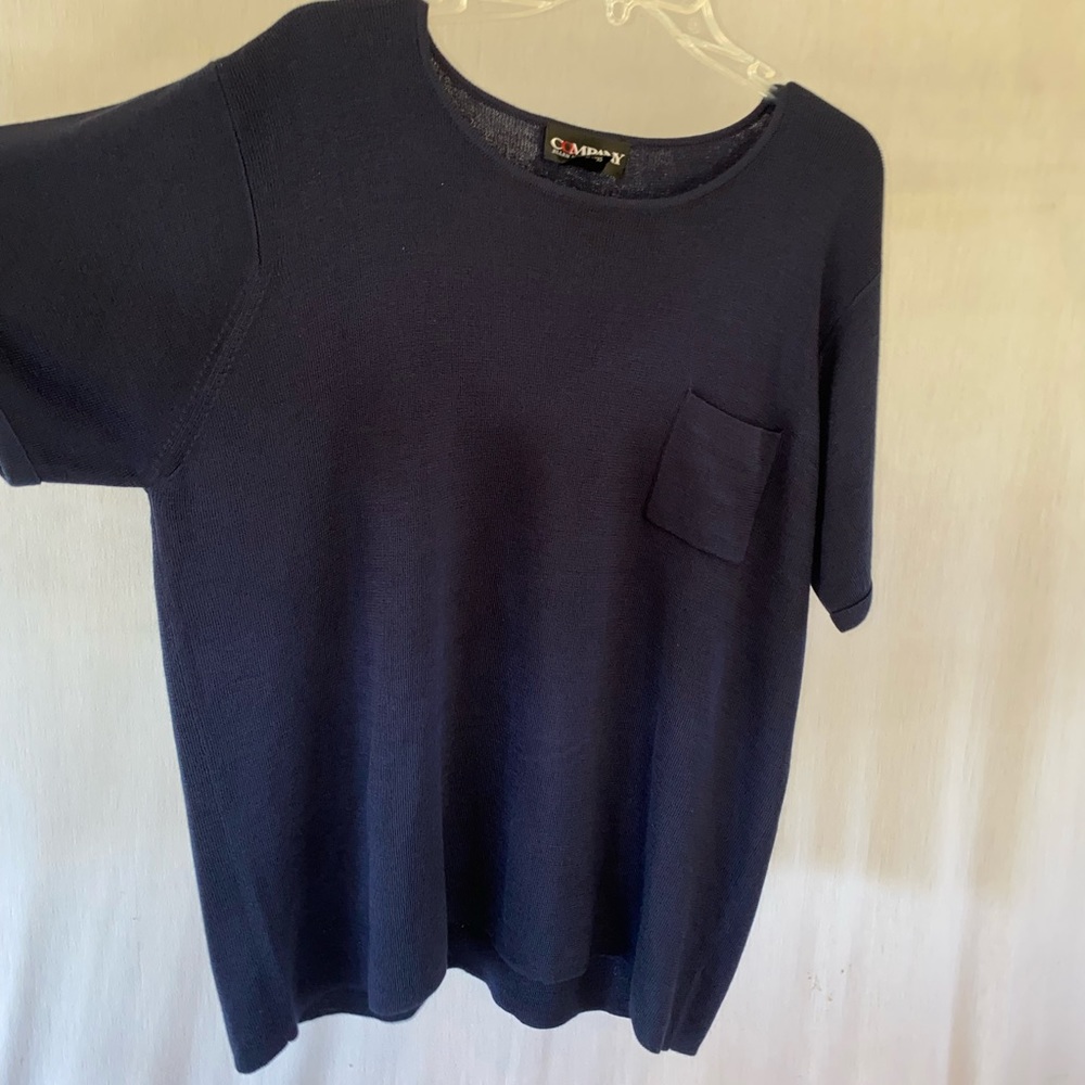 Navy blue top